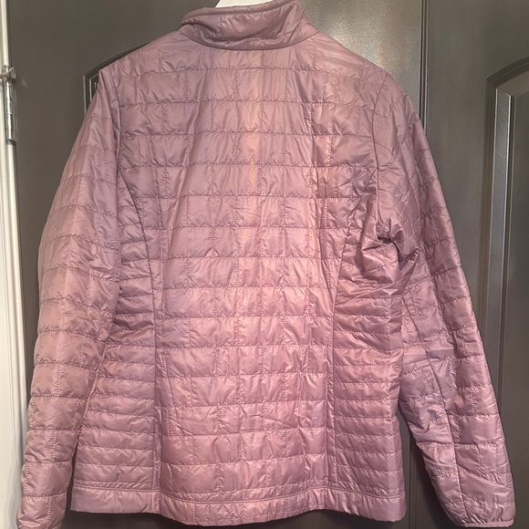 Patagonia Women's Puffer Jacket - Light Purple - Picture 5 of 11